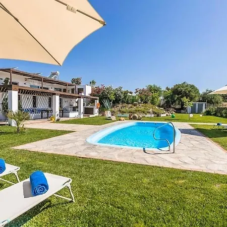 Villa Sleeps 8 Pool Air Con Wifi Afantou