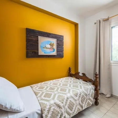 Villa Sleeps 8 Pool Air Con Wifi Afantou